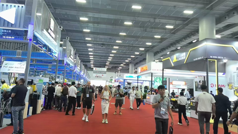 I-TENYES ithathe iNxaxheba kwi-137th Canton Fair